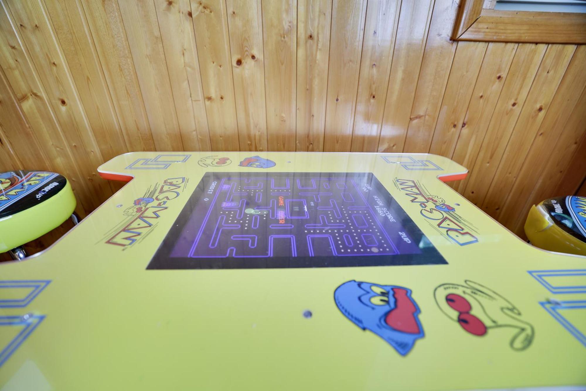 Chalet Renovated Near Casino, Camelback , Kalahari 4Bdrms Firepit Hot Tub Game Room Tobyhanna Extérieur photo