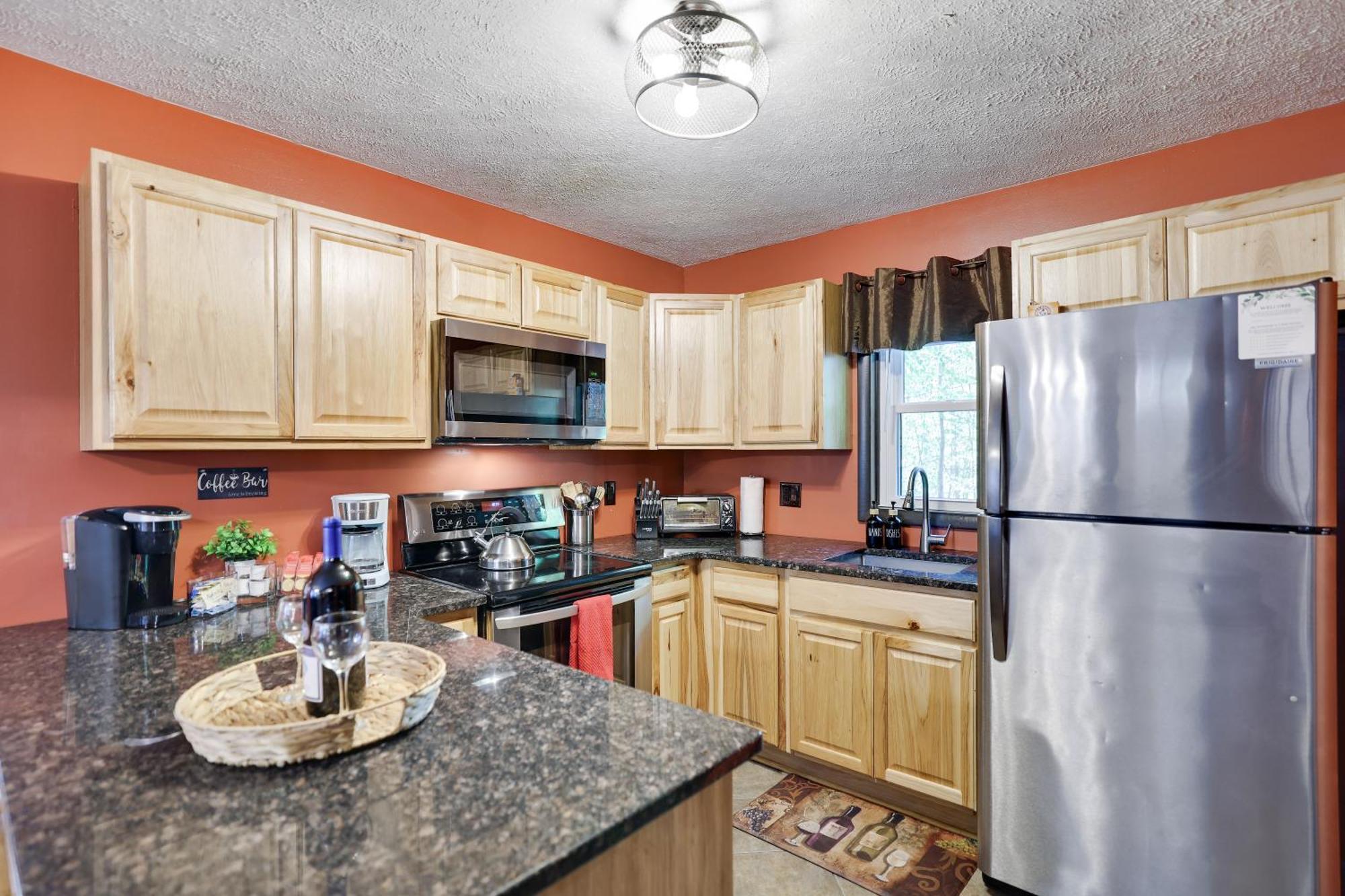 Chalet Renovated Near Casino, Camelback , Kalahari 4Bdrms Firepit Hot Tub Game Room Tobyhanna Extérieur photo