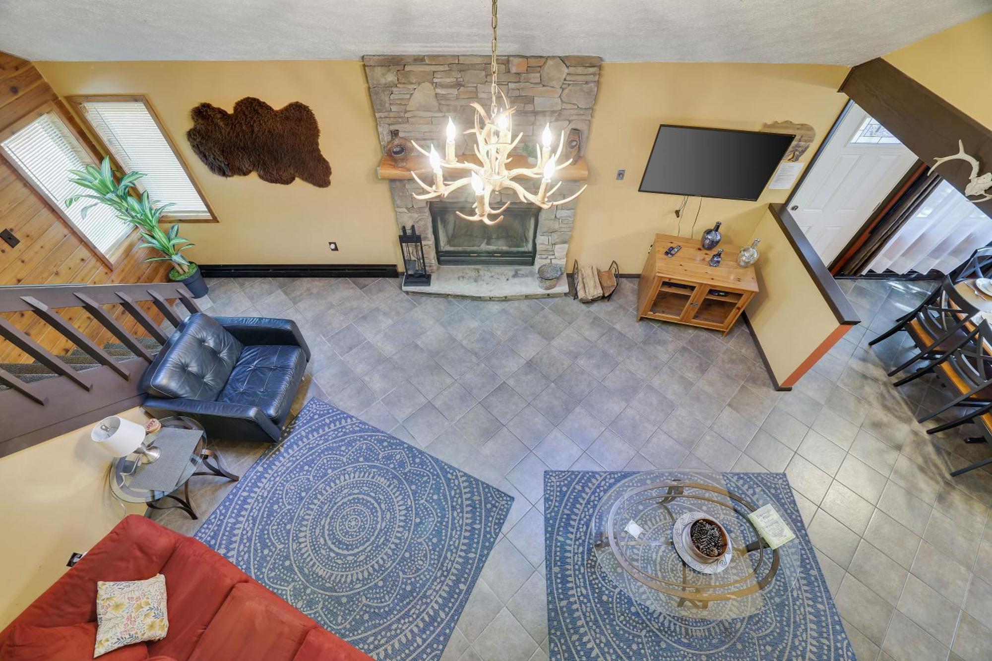Chalet Renovated Near Casino, Camelback , Kalahari 4Bdrms Firepit Hot Tub Game Room Tobyhanna Extérieur photo